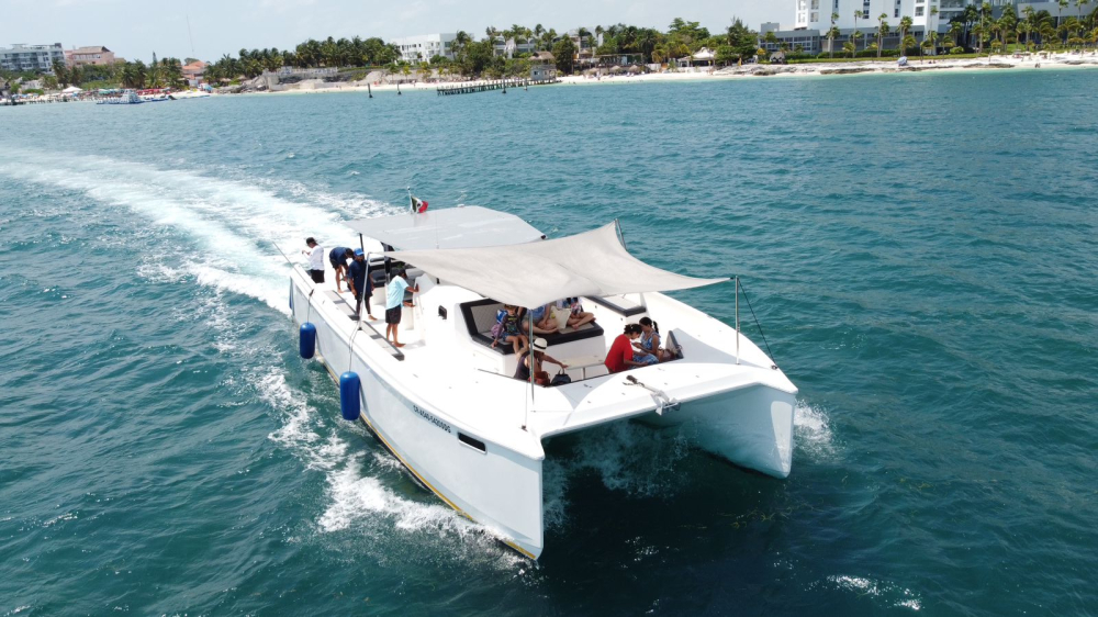 Catamaran ATOMIC - 46